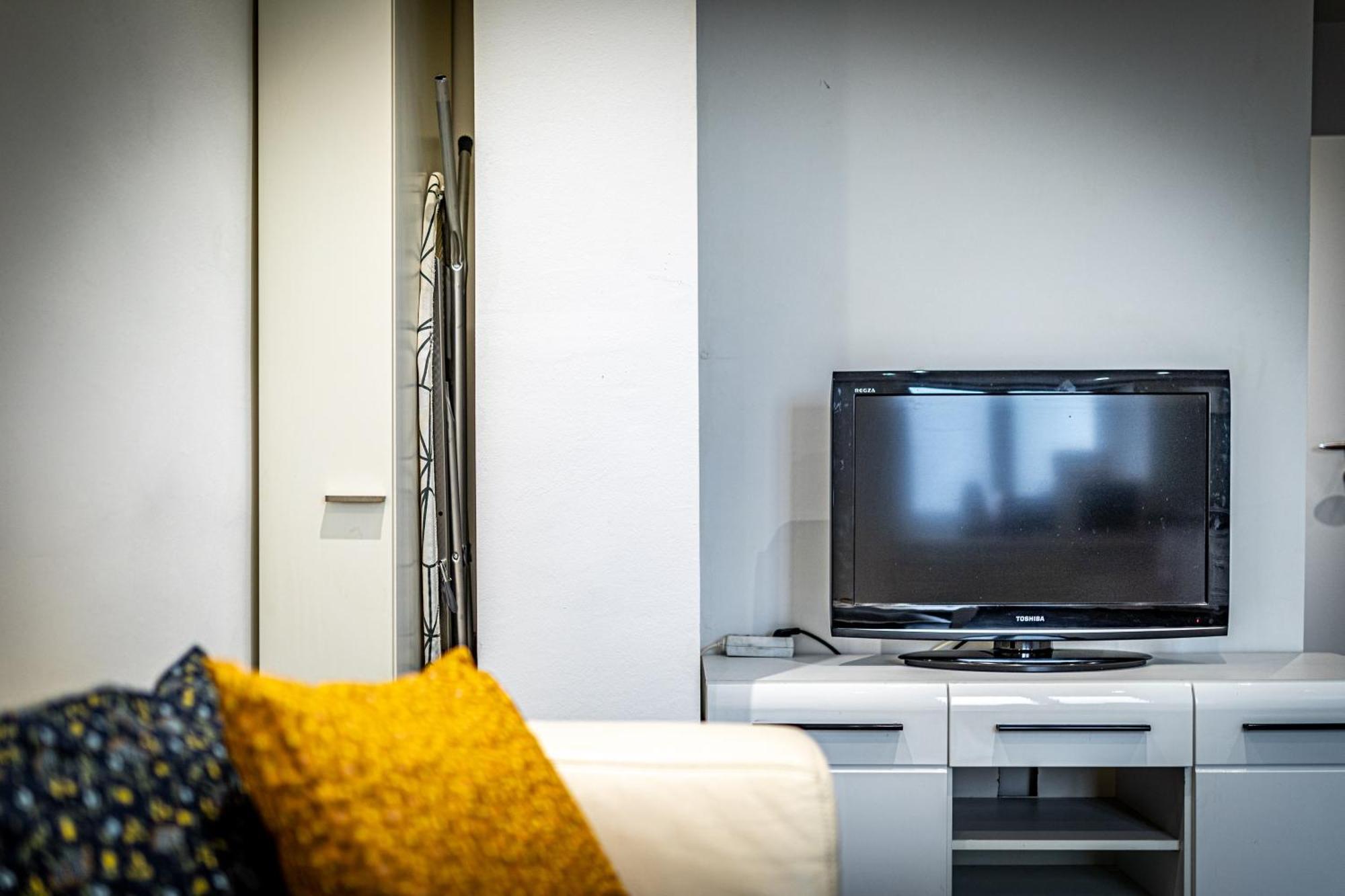 Central Hub Close To Main Station By Jr City Apartments Vienna Room photo